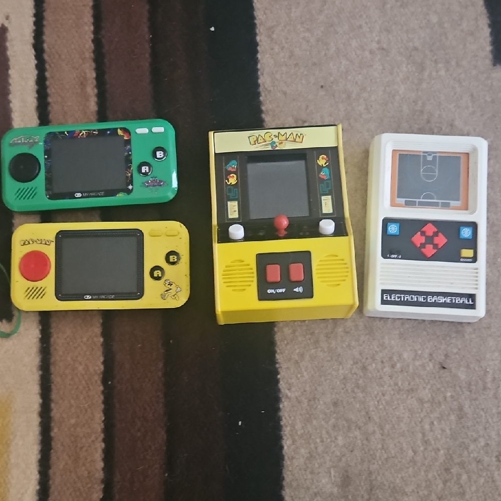 Retro Handheld Game Console Set - Green, Yellow, Red, White